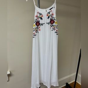 White mid-thigh dress